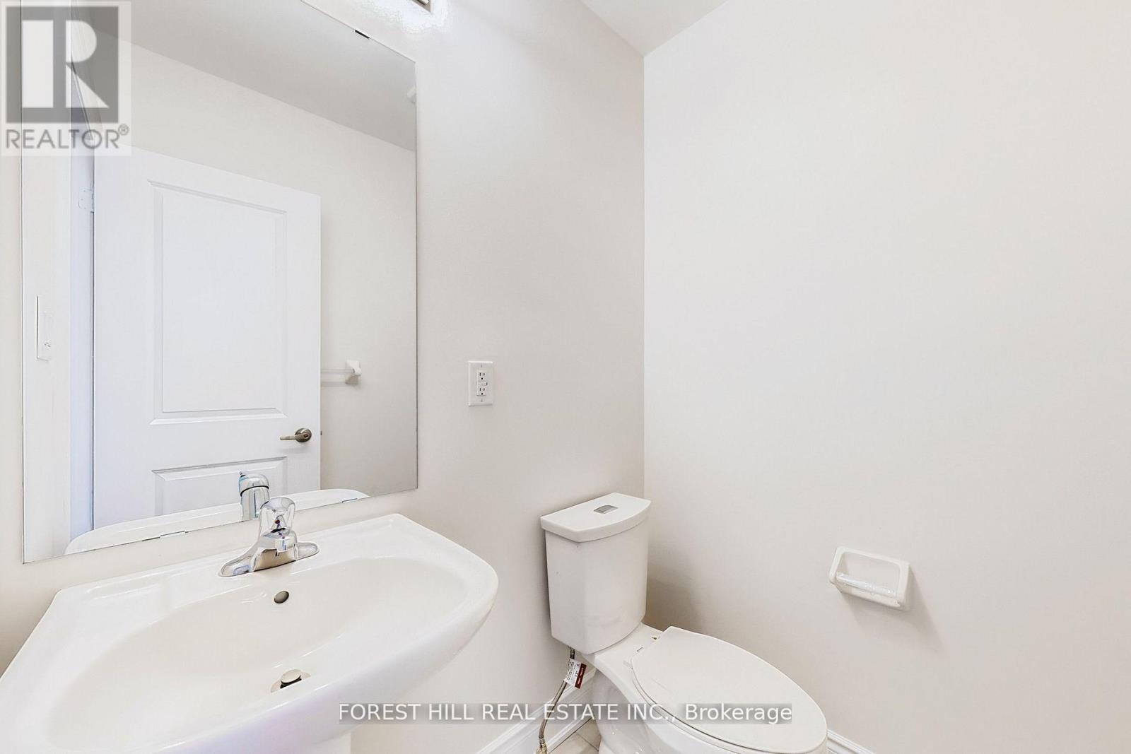 220 Tennant Circle, Vaughan, Ontario L4H 5L5 - Photo 11 - N12601828