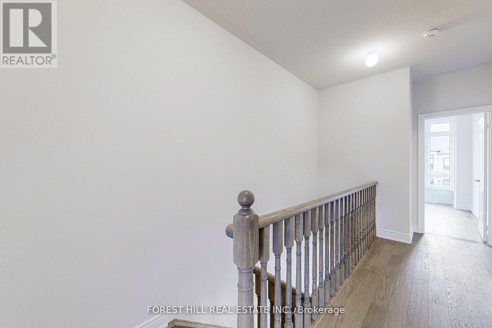 220 Tennant Circle, Vaughan, Ontario L4H 5L5 - Photo 12 - N12601828