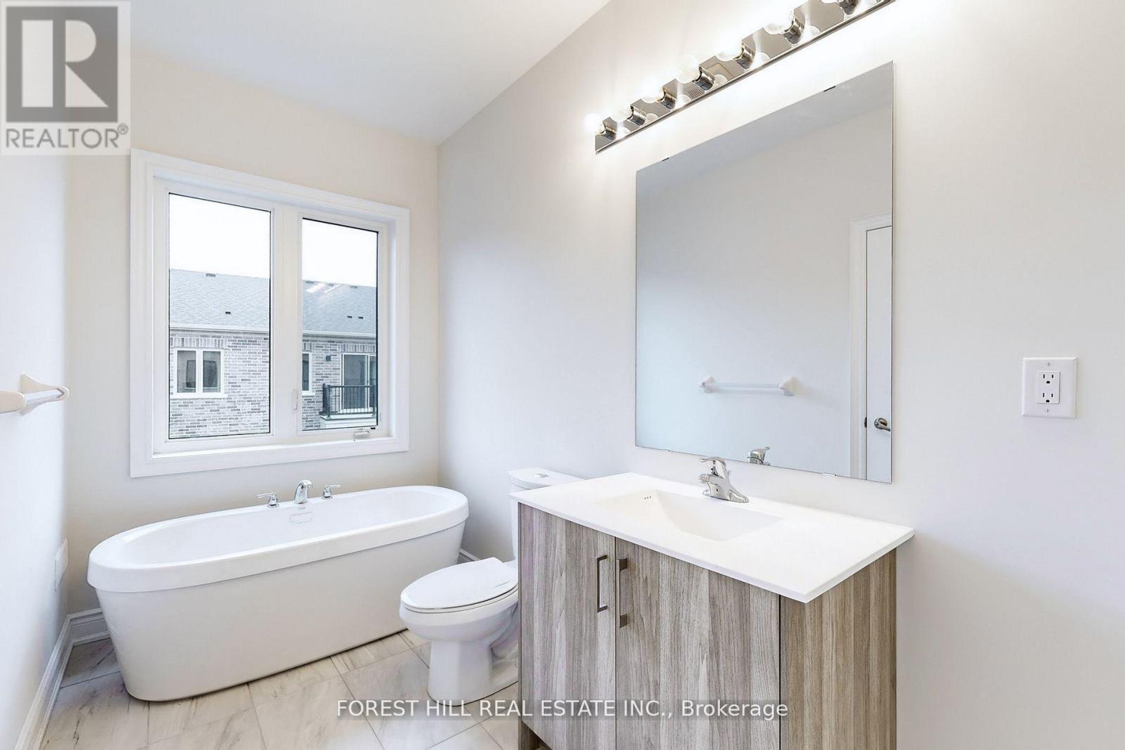 220 Tennant Circle, Vaughan, Ontario L4H 5L5 - Photo 16 - N12601828