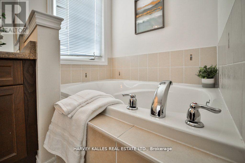 159 Hammersly Boulevard, Markham, Ontario  L6E 2C9 - Photo 33 - N12601854