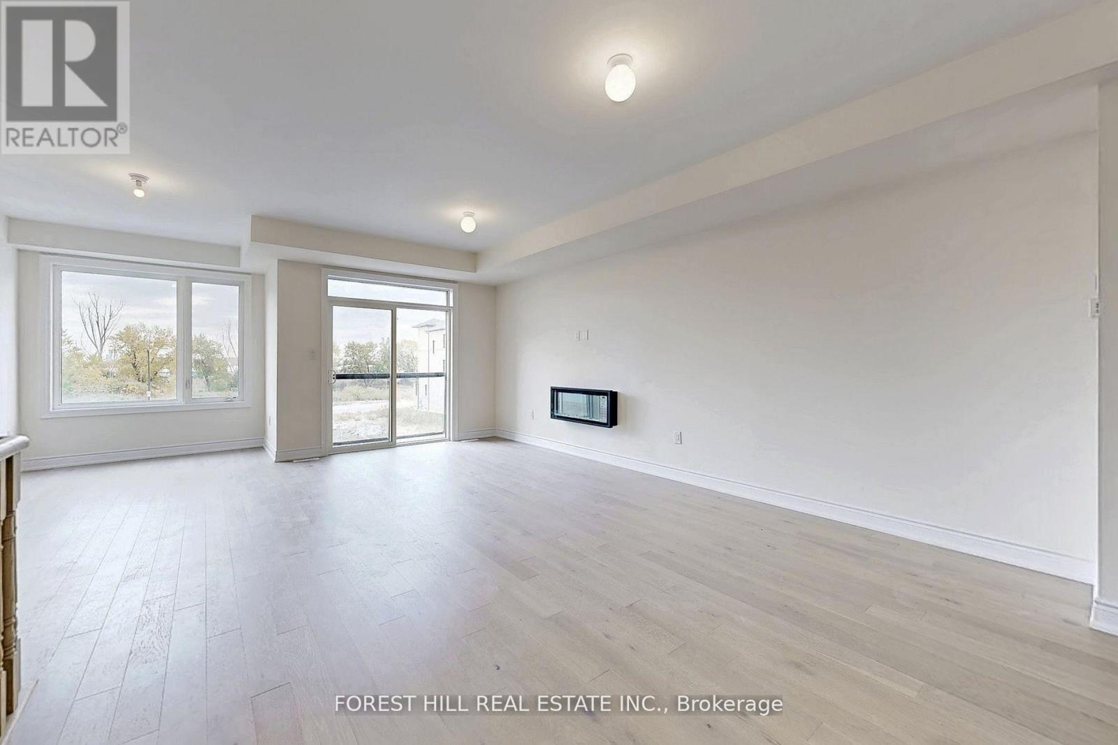 40 Tennant Circle, Vaughan, Ontario L4H 5L5 - Photo 13 - N12601886