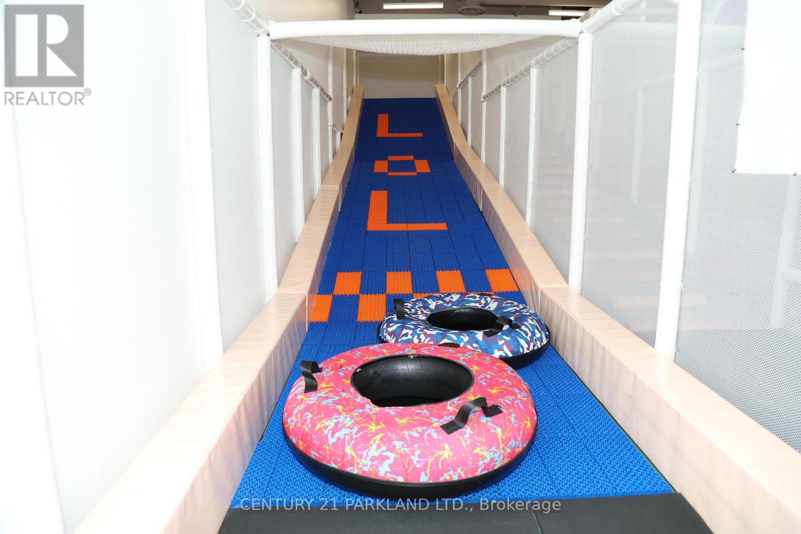 J2 - 43 First Commerce Drive, Aurora, Ontario L4G 0G2 - Photo 6 - N12601934