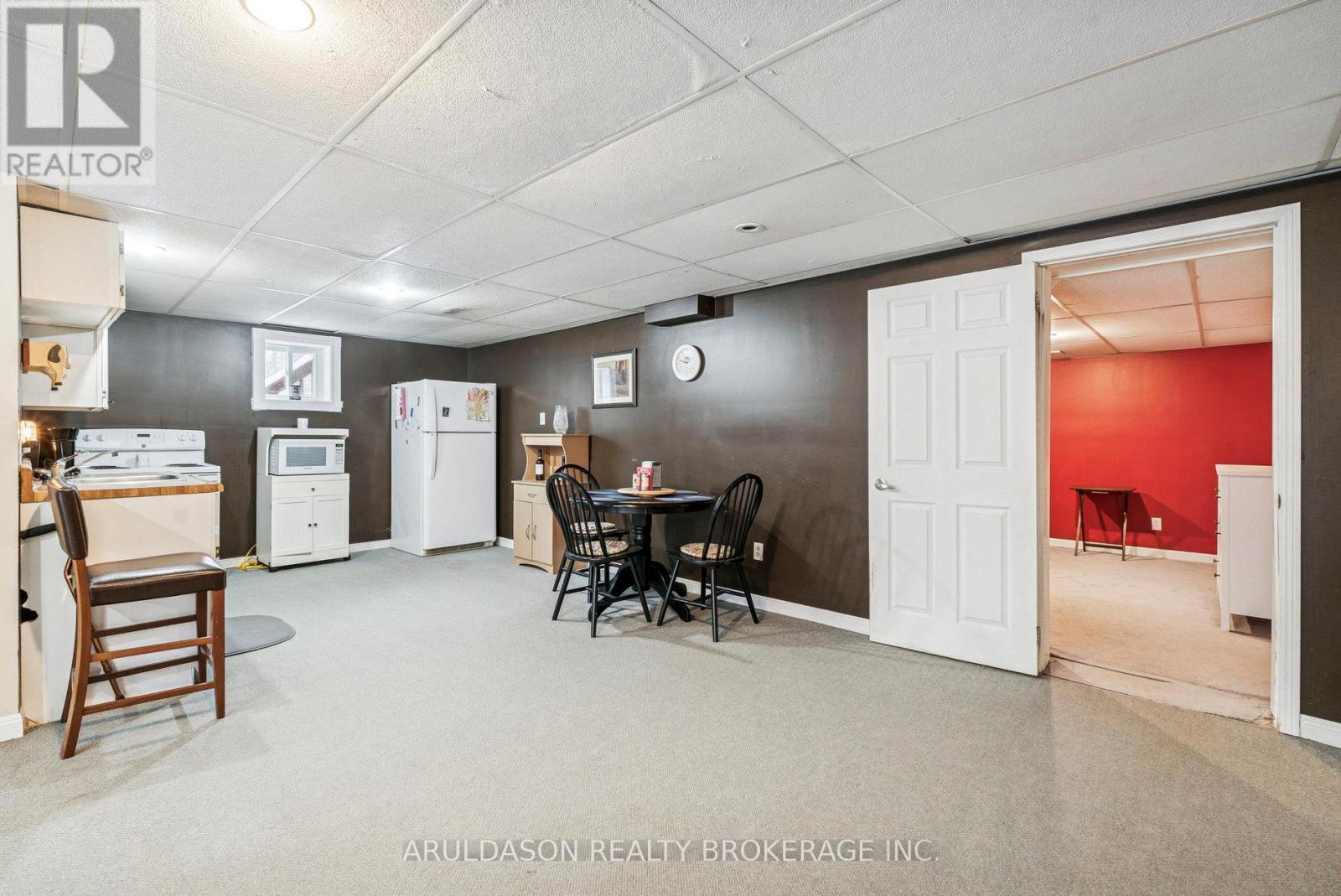 602 Scarlett Line, Springwater, Ontario  L4R 4K3 - Photo 5 - S12601856