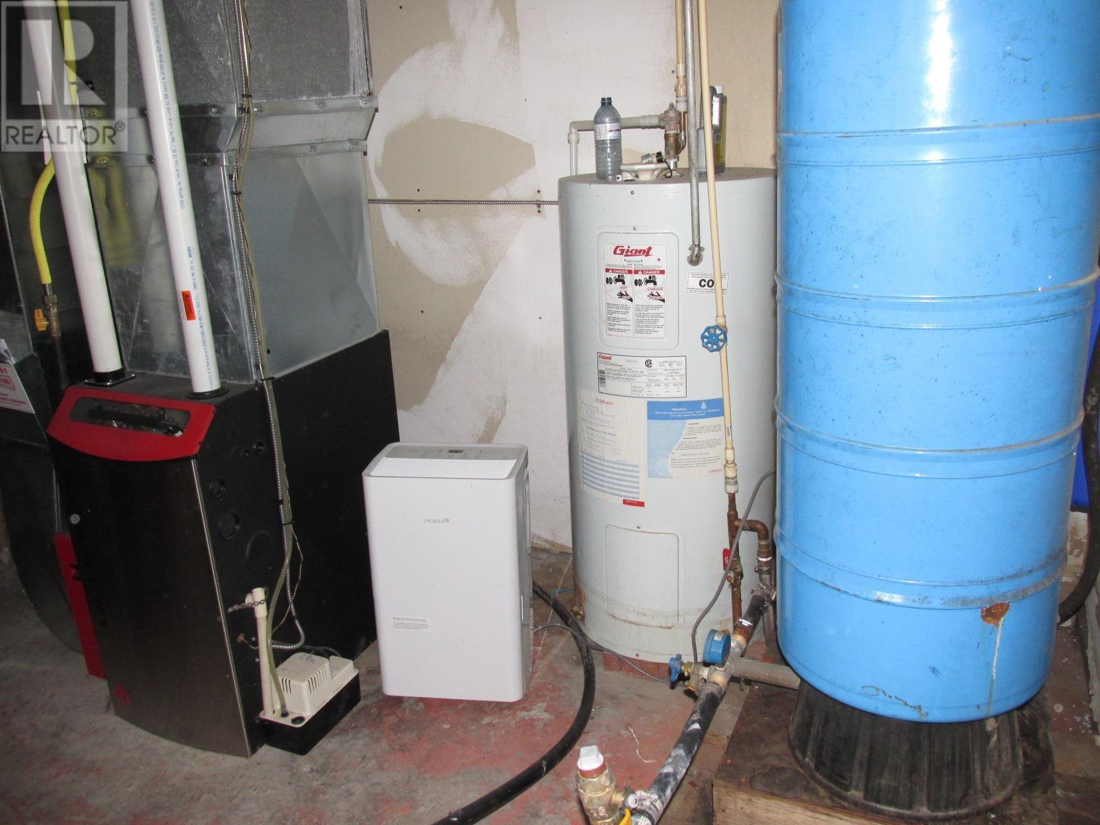 31 Highway 17 E, Spanish, Ontario  P0P 2A0 - Photo 15 - SM253272