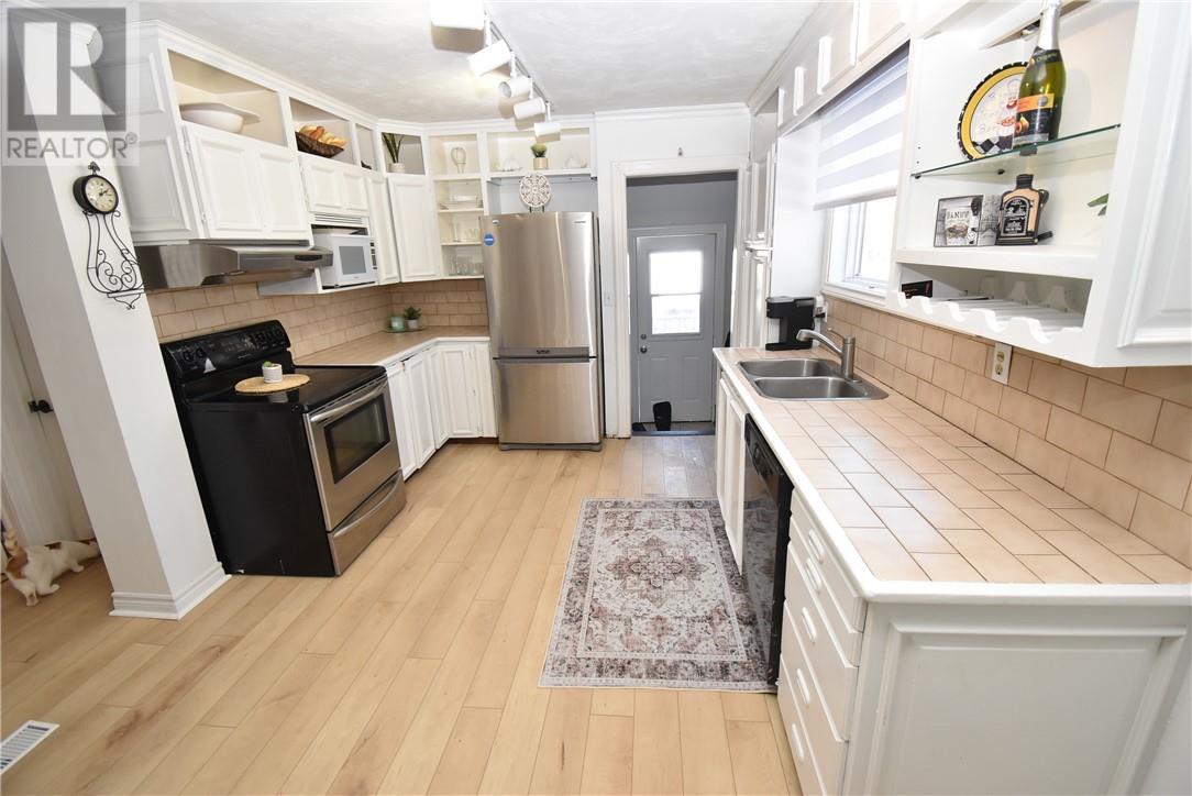 240 Leroux Street, Chelmsford, Ontario P0M 1L0 - Photo 13 - 2125643