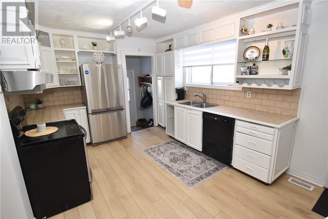 240 Leroux Street, Chelmsford, Ontario P0M 1L0 - Photo 10 - 2125643