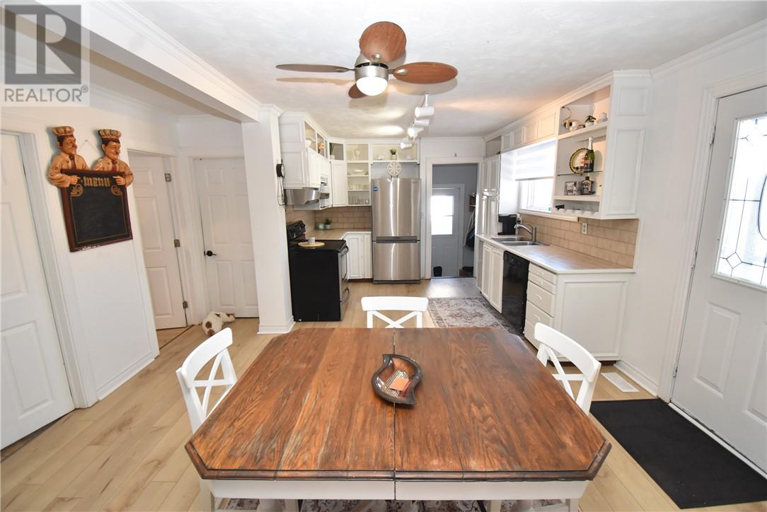 240 Leroux Street, Chelmsford, Ontario P0M 1L0 - Photo 11 - 2125643