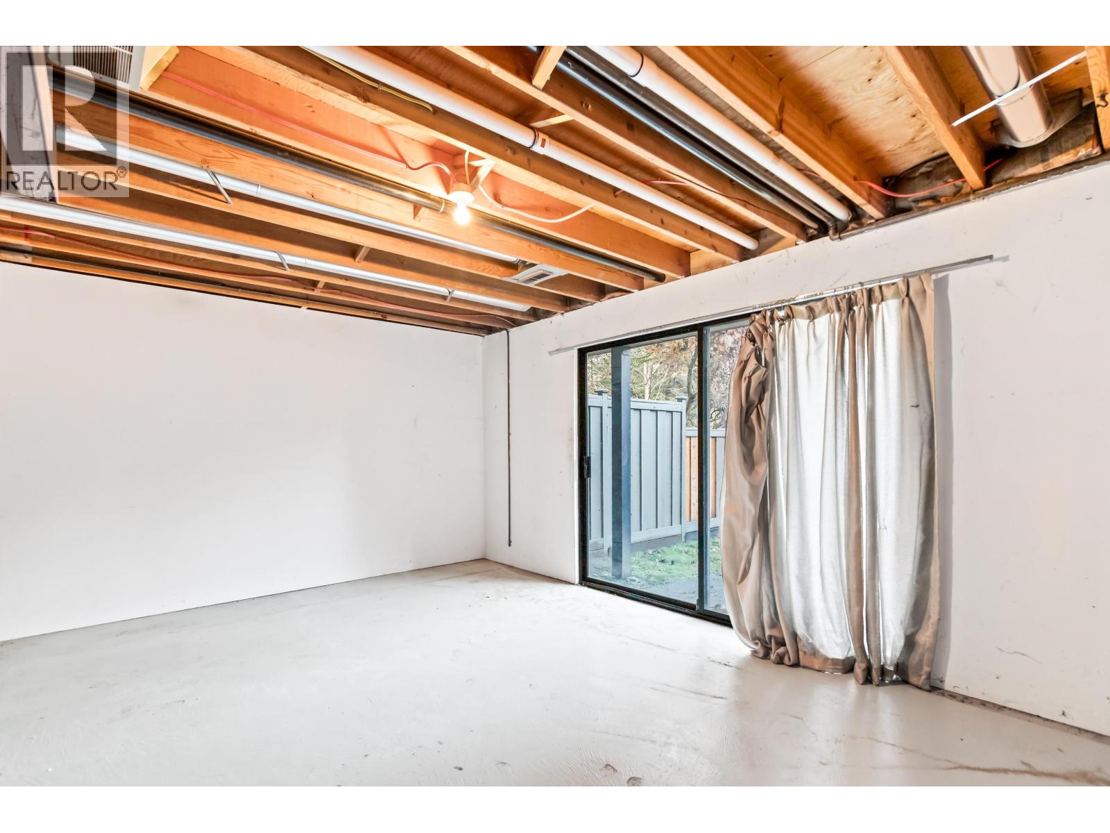 3 2880 Dacre Avenue, Coquitlam, British Columbia  V3C 4H6 - Photo 25 - R3072154