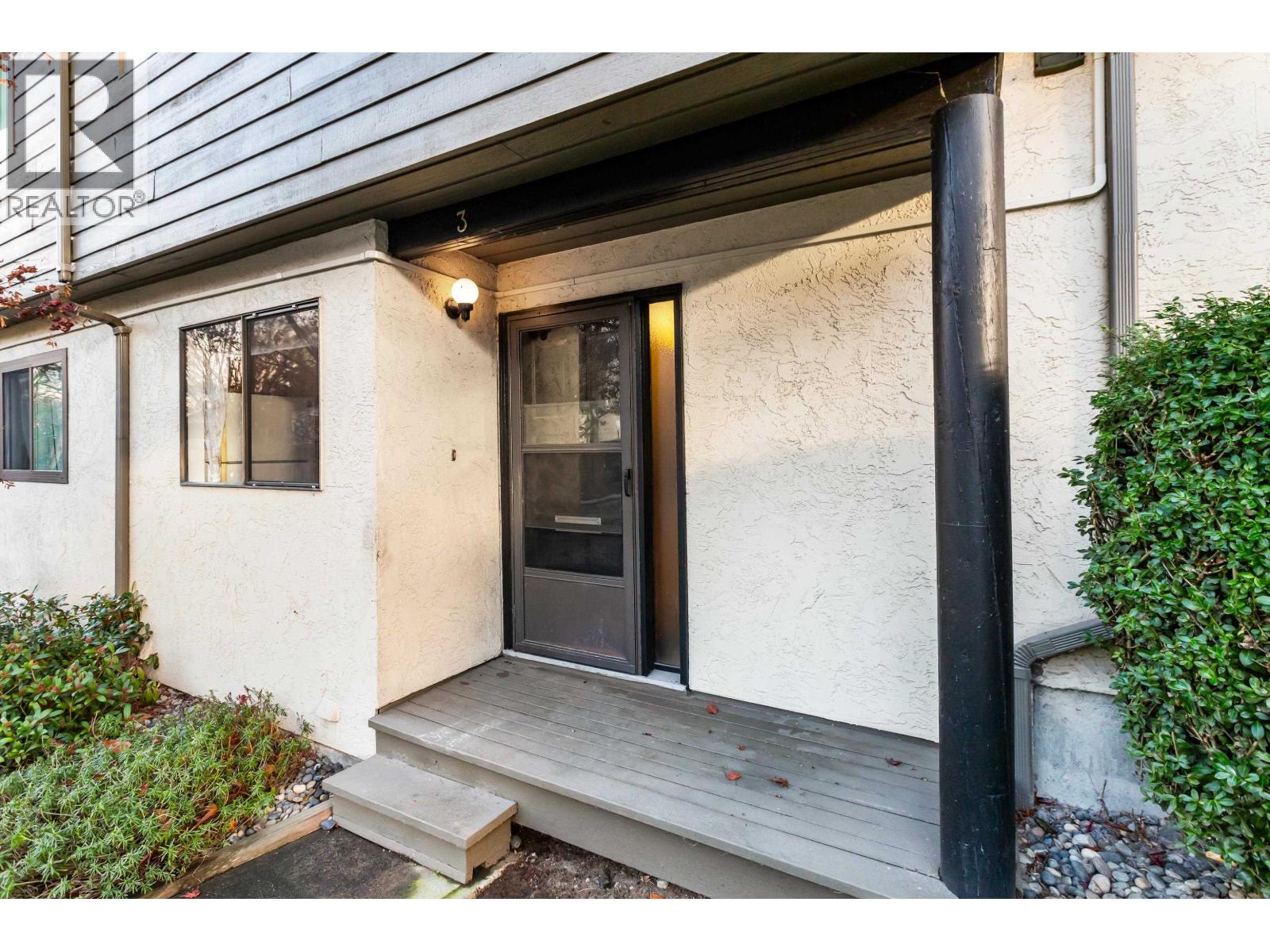 3 2880 Dacre Avenue, Coquitlam, British Columbia  V3C 4H6 - Photo 11 - R3072154