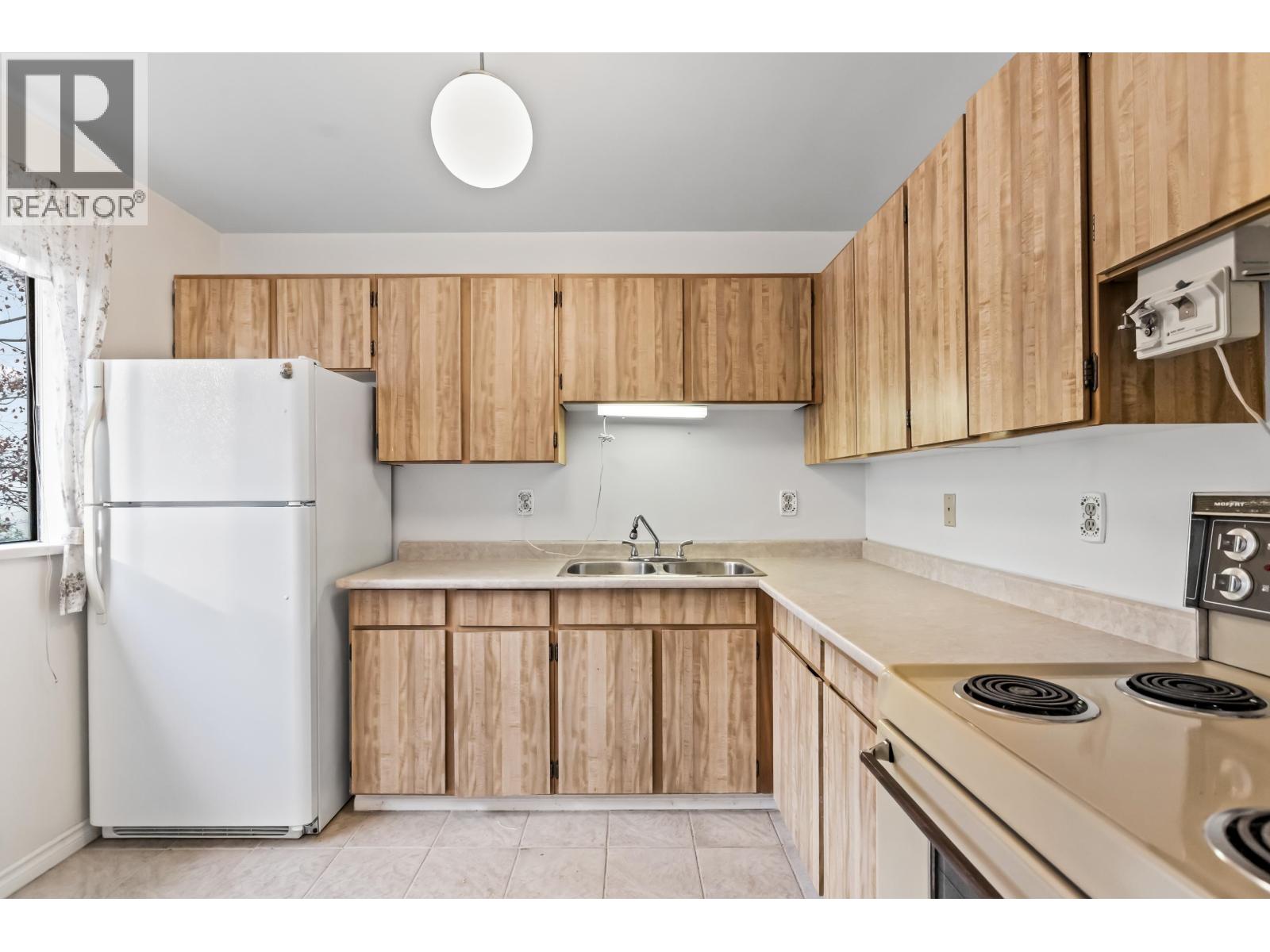 3 2880 Dacre Avenue, Coquitlam, British Columbia  V3C 4H6 - Photo 6 - R3072154