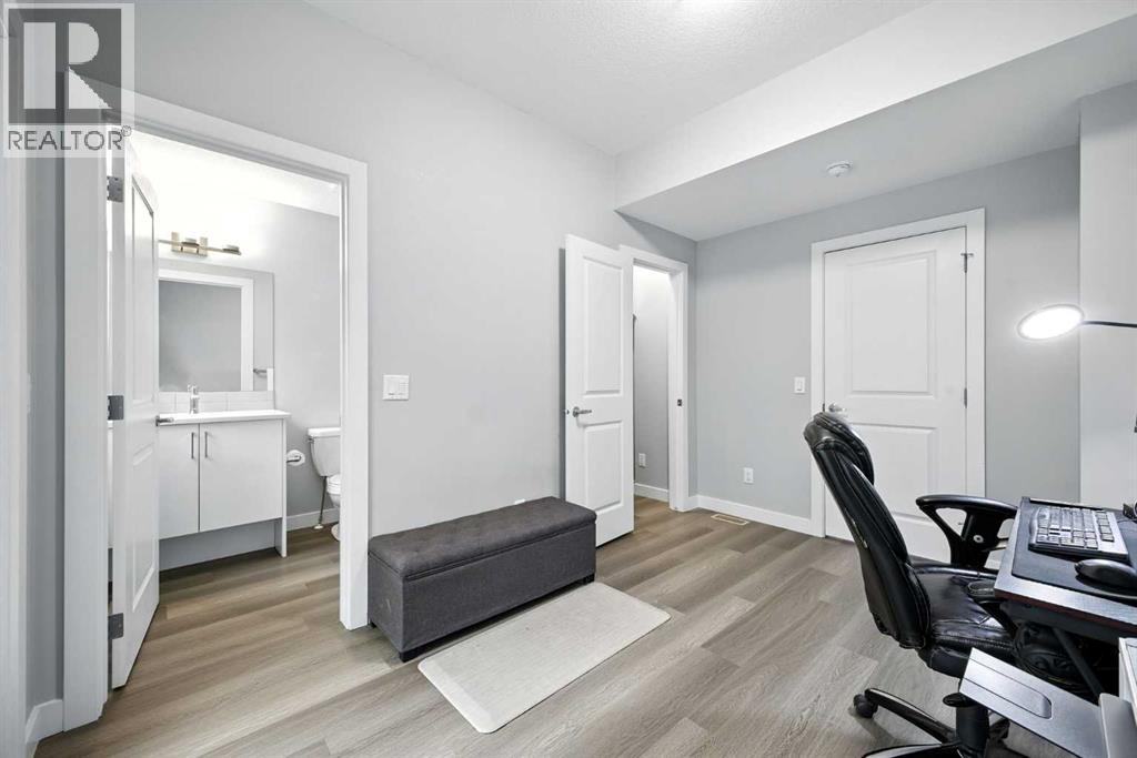 908 Sage Hill Grove Nw, Calgary, Alberta  T3R 2A2 - Photo 31 - A2269001