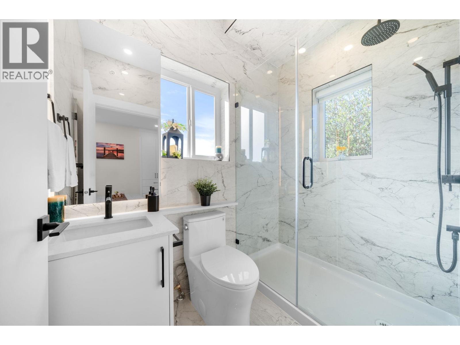 4320 Nanaimo Street, Vancouver, British Columbia  V5N 5J1 - Photo 32 - R3071906