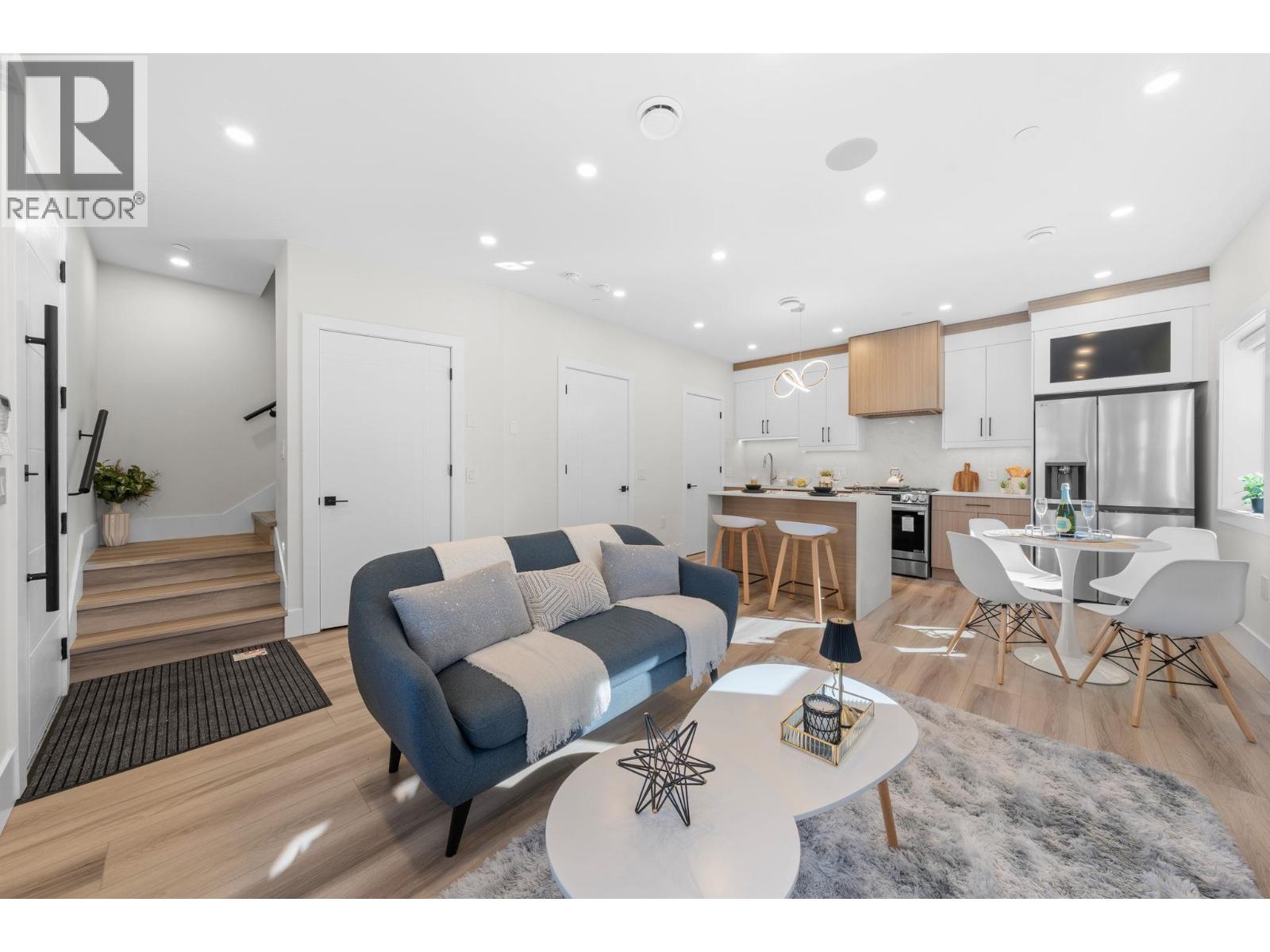 4320 Nanaimo Street, Vancouver, British Columbia  V5N 5J1 - Photo 6 - R3071906