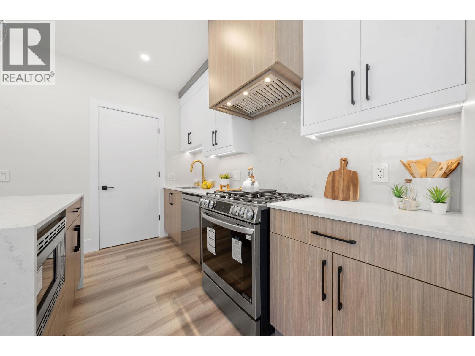 4320 Nanaimo Street, Vancouver, British Columbia  V5N 5J1 - Photo 16 - R3071906