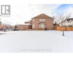 100 ALASKAN SUMMIT COURT W, Brampton, Ontario