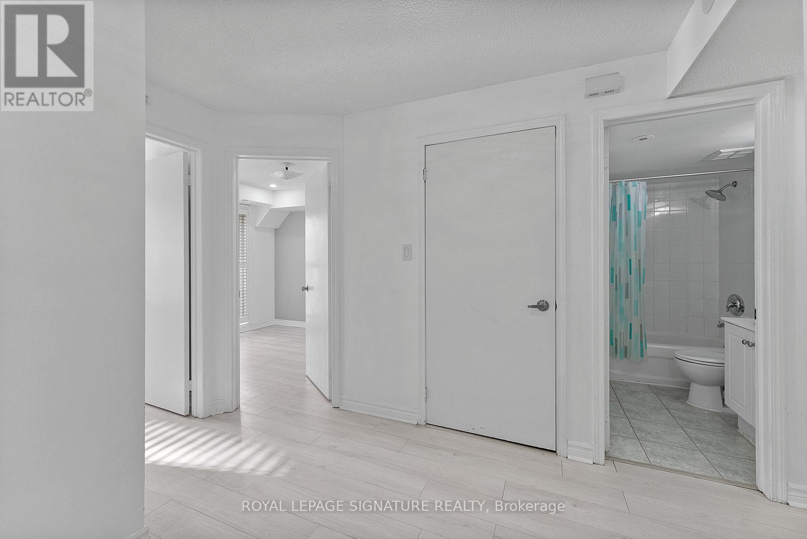 1207 - 22 Laidlaw Street, Toronto, Ontario  M6K 1X2 - Photo 15 - W12601842