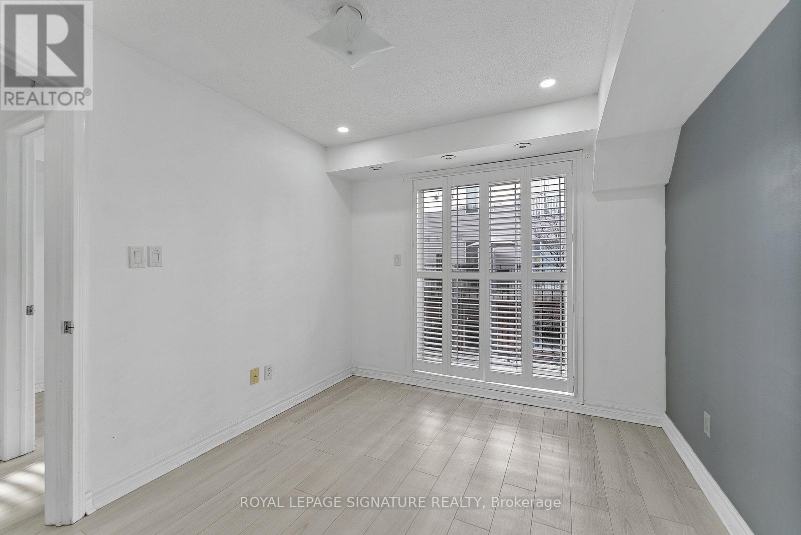 1207 - 22 Laidlaw Street, Toronto, Ontario  M6K 1X2 - Photo 17 - W12601842