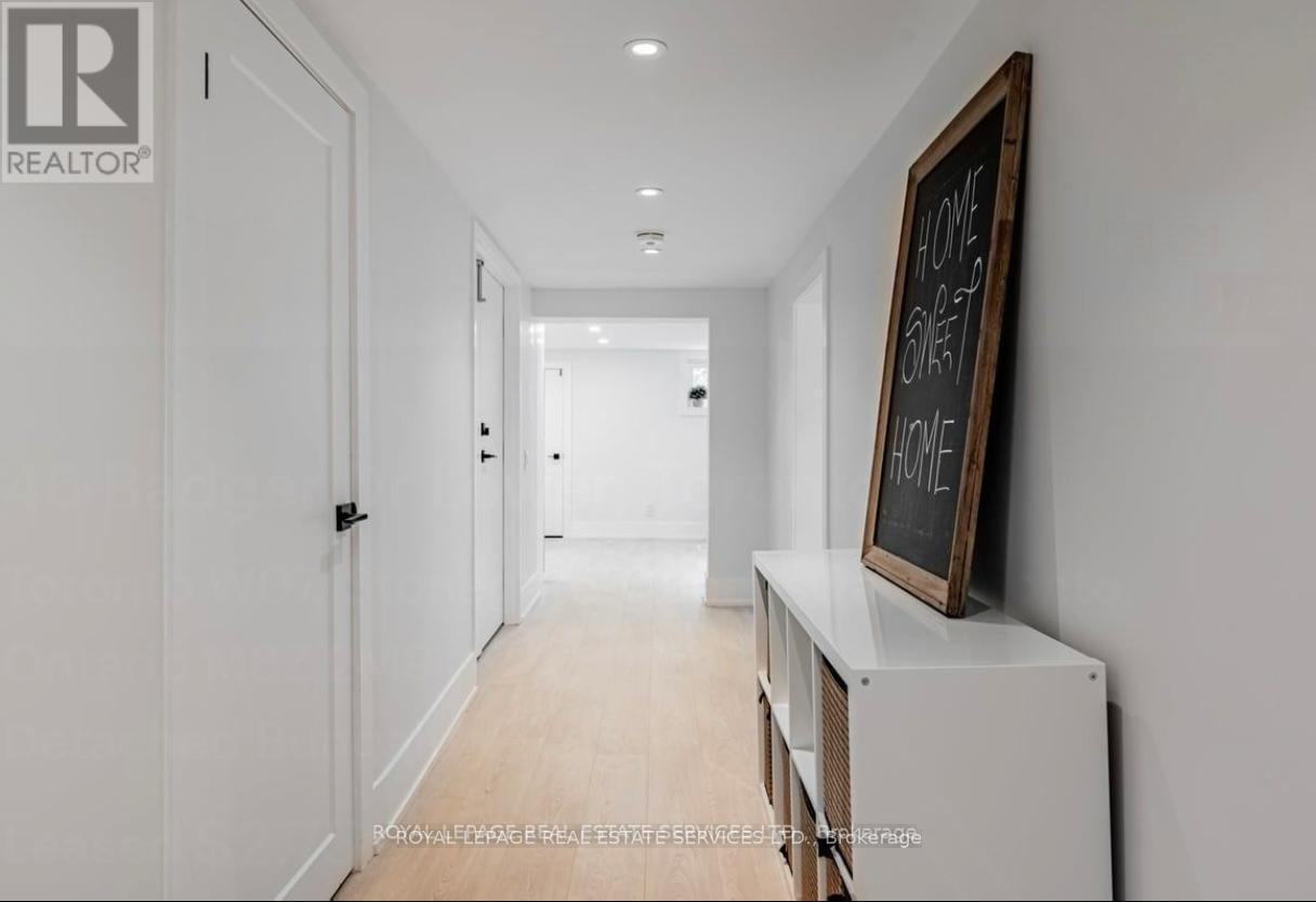 Lower - 46 Badger Drive, Toronto, Ontario  M8Z 2M9 - Photo 9 - W12601910