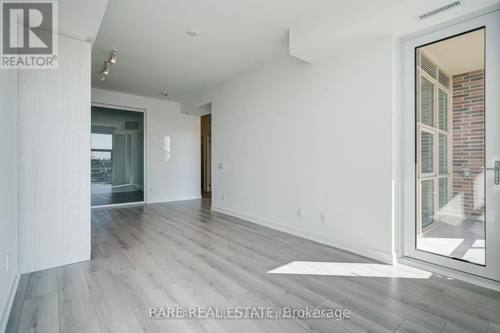 312 - 1787 St. Clair Avenue W, Toronto, Ontario  M6N 0B7 - Photo 9 - W12601912