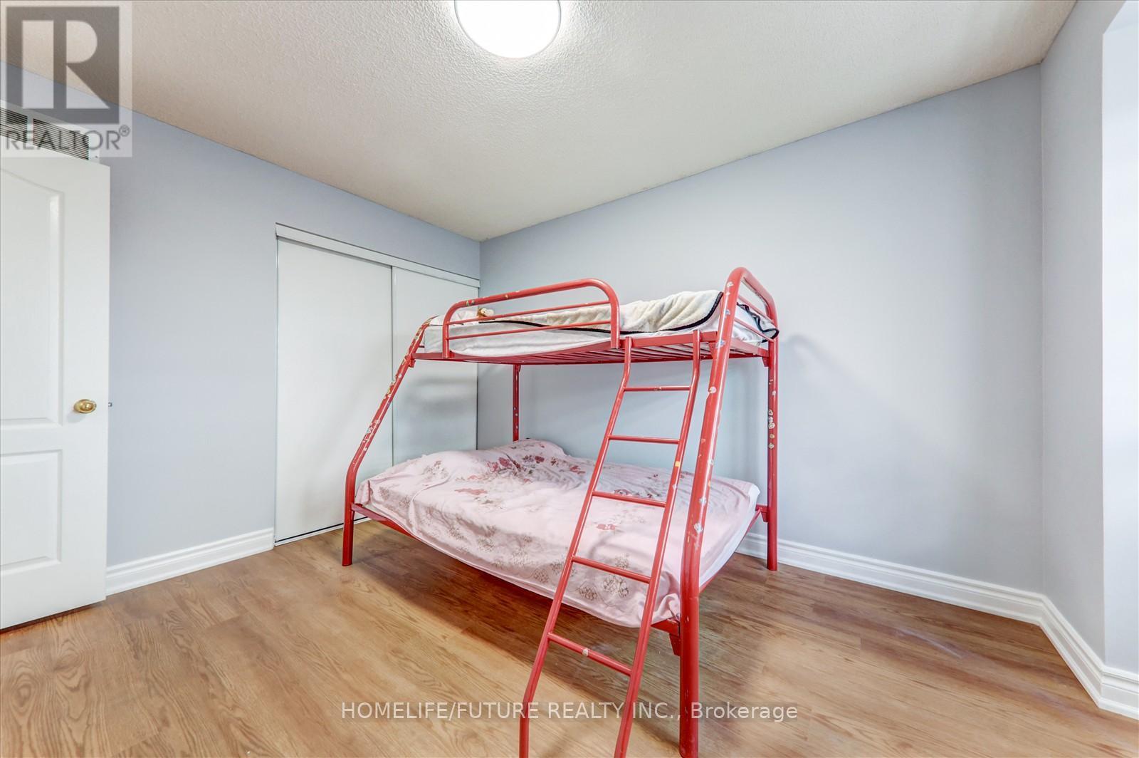 69 Heatherdale Drive, Brampton, Ontario  L7A 2H4 - Photo 25 - W12601944