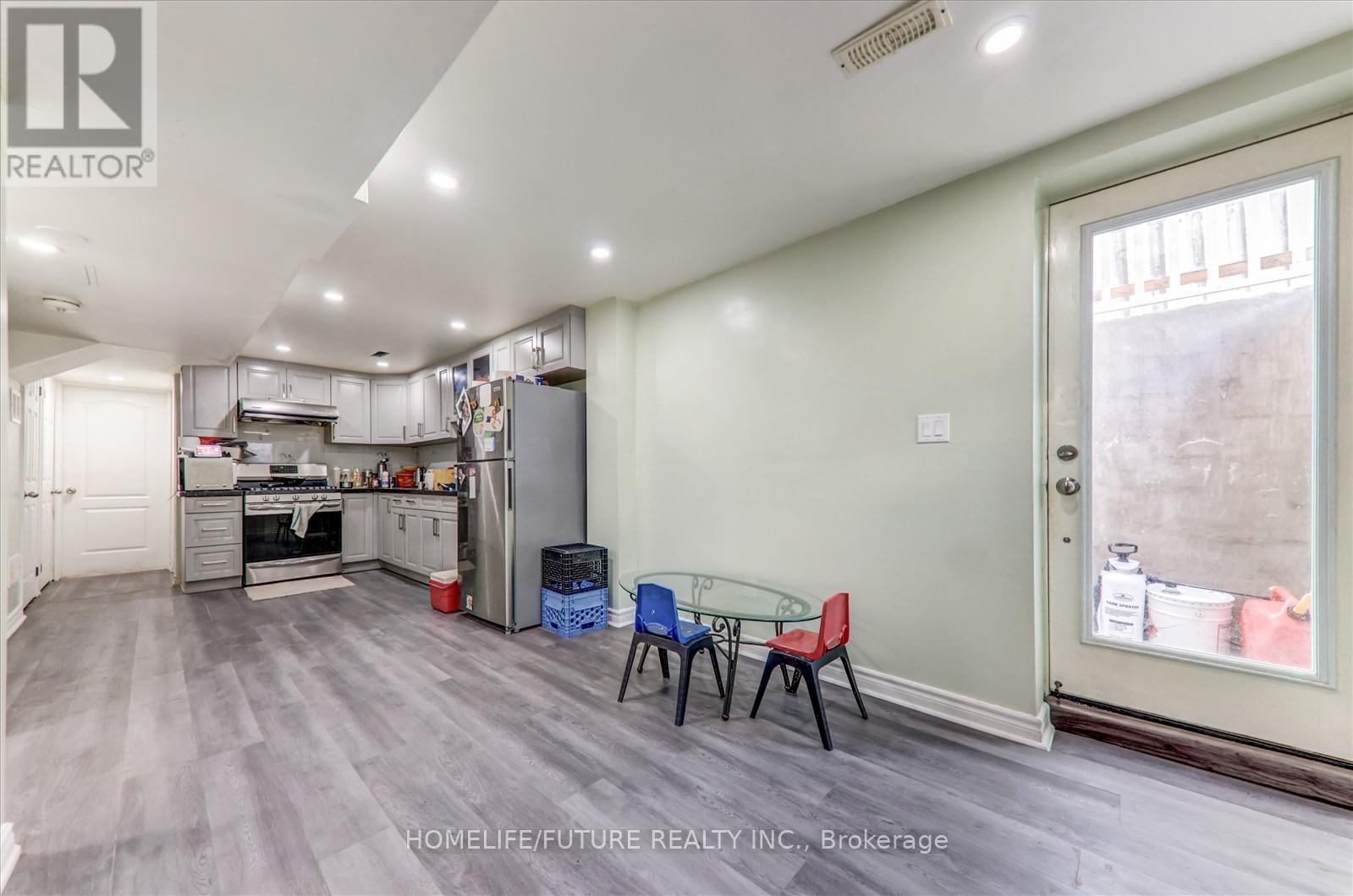 69 Heatherdale Drive, Brampton, Ontario  L7A 2H4 - Photo 28 - W12601944