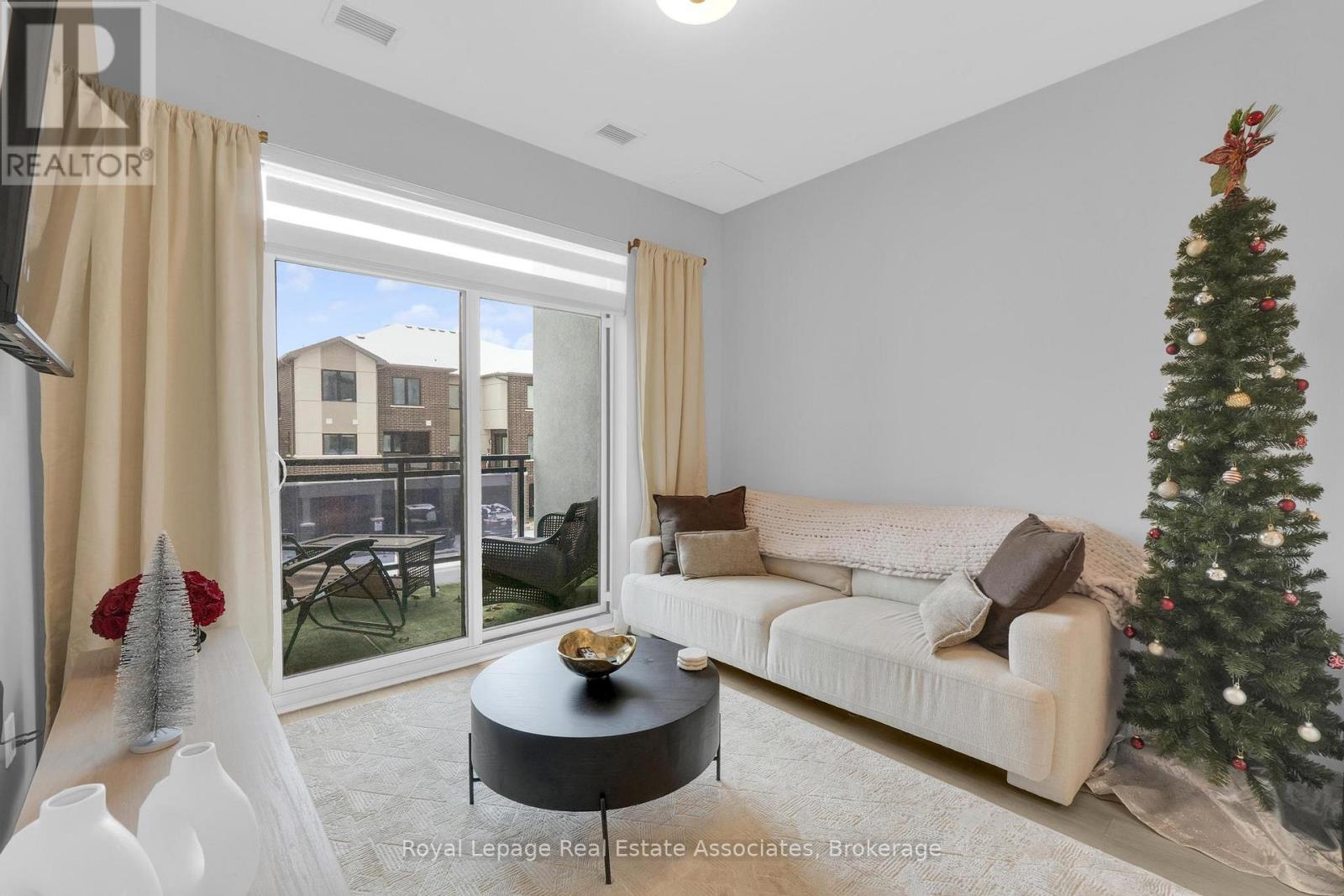 216 - 470 Gordon Krantz Avenue, Milton, Ontario  L9T 2X5 - Photo 10 - W12601954