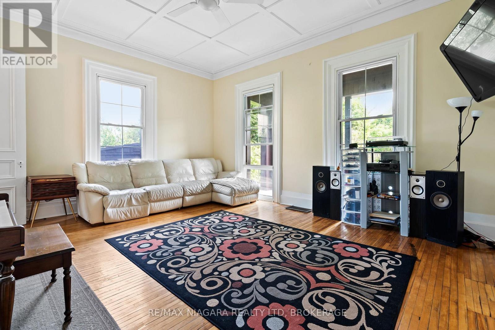 5368 Menzie Street, Niagara Falls, Ontario  L2E 2V8 - Photo 39 - X12579776