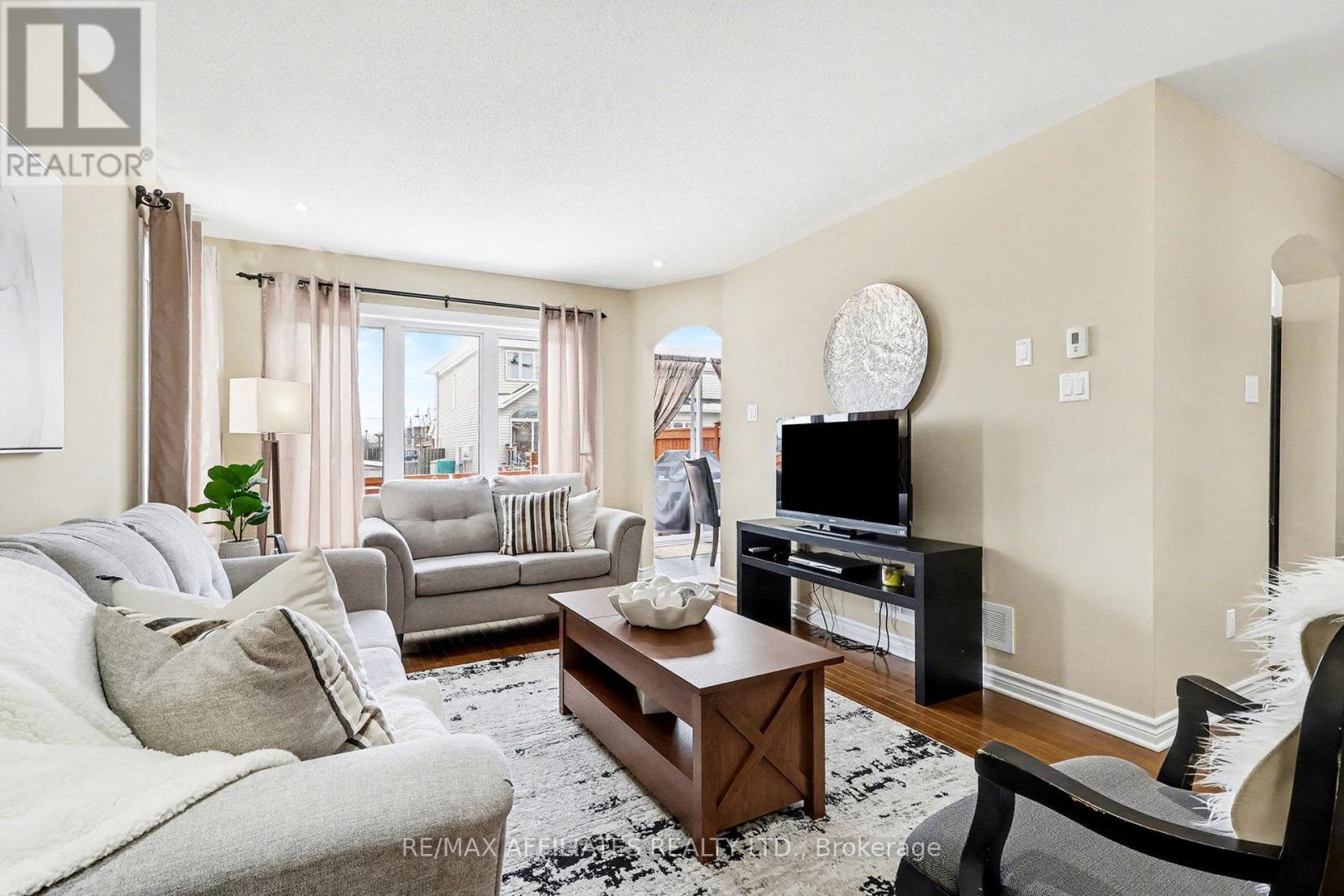 876 Ashenvale Way, Ottawa, Ontario  K4A 0S1 - Photo 5 - X12602022