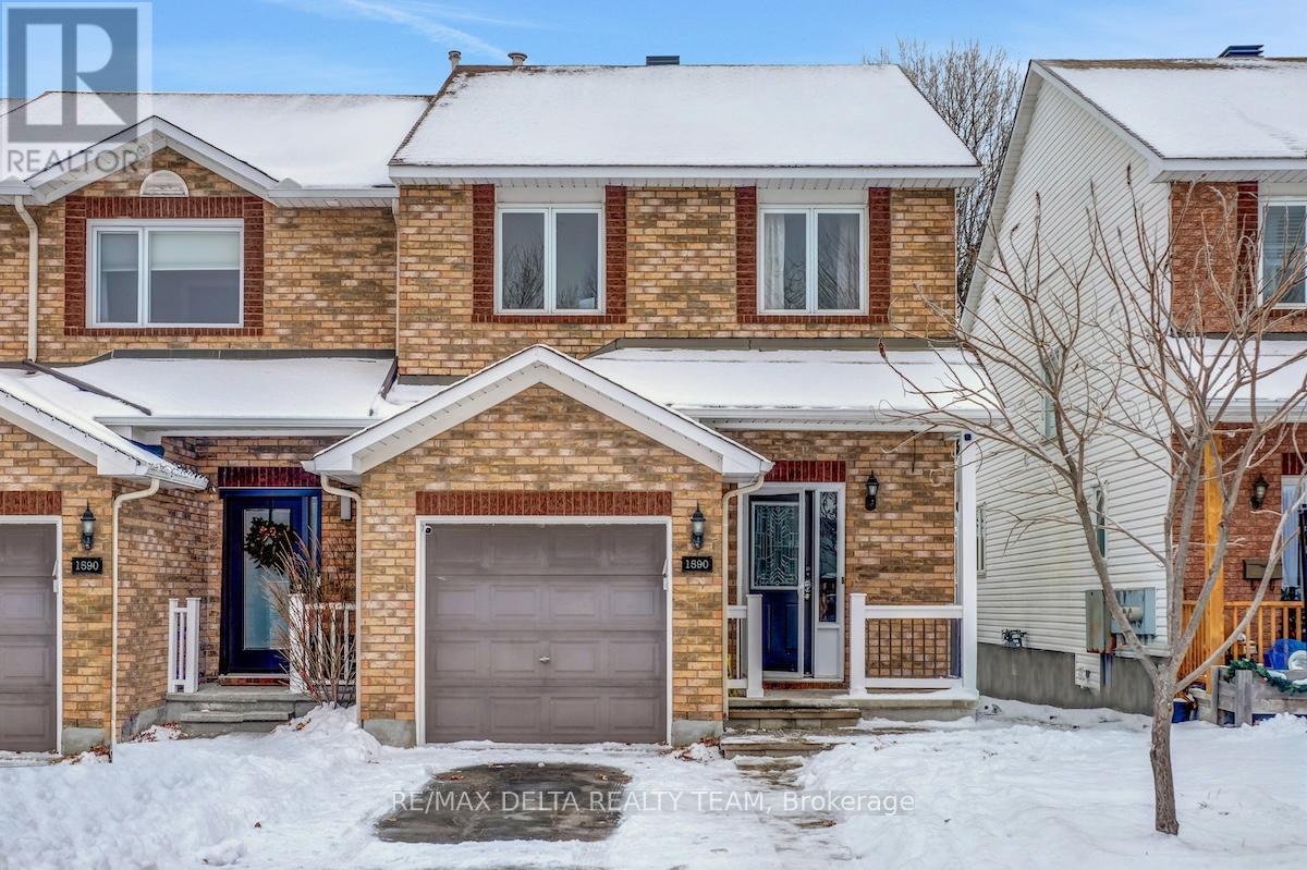 1590 Cedar Mills Road, Ottawa, Ontario  K1C 7M1 - Photo 1 - X12602062