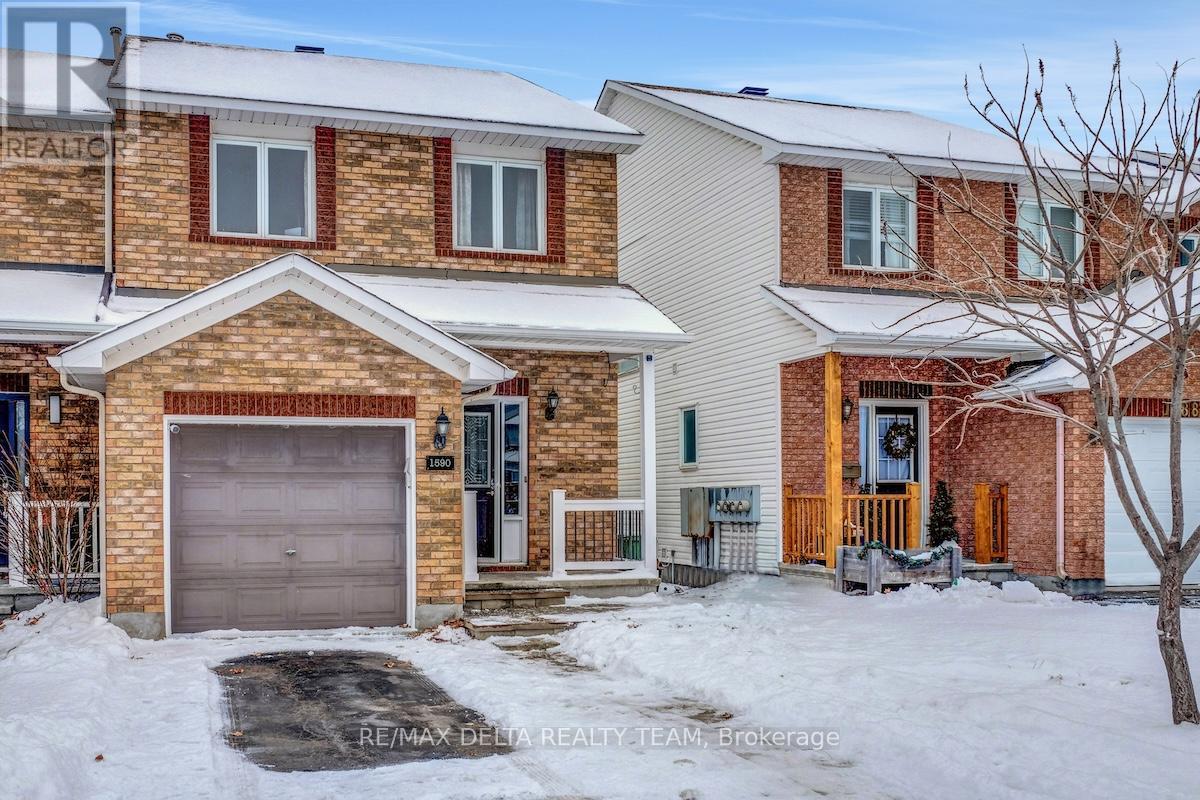 1590 Cedar Mills Road, Ottawa, Ontario  K1C 7M1 - Photo 3 - X12602062