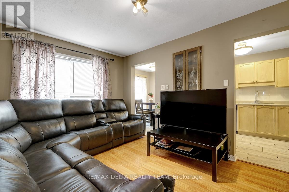 1590 Cedar Mills Road, Ottawa, Ontario  K1C 7M1 - Photo 9 - X12602062