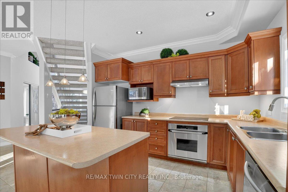 559 Chesapeake Drive, Waterloo, Ontario  N2K 4G6 - Photo 18 - X12601812