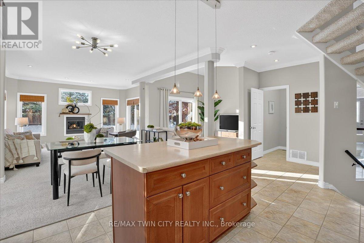 559 Chesapeake Drive, Waterloo, Ontario  N2K 4G6 - Photo 20 - X12601812