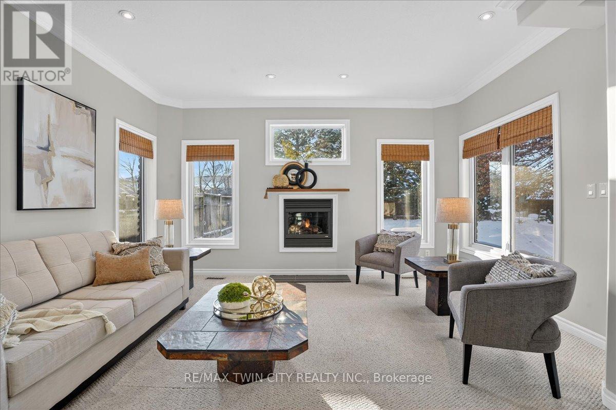 559 Chesapeake Drive, Waterloo, Ontario  N2K 4G6 - Photo 23 - X12601812