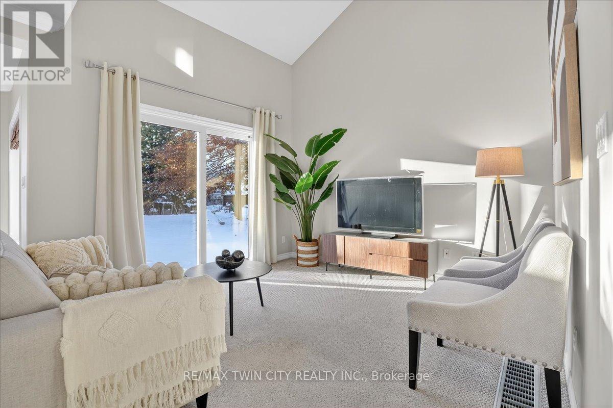 559 Chesapeake Drive, Waterloo, Ontario  N2K 4G6 - Photo 29 - X12601812