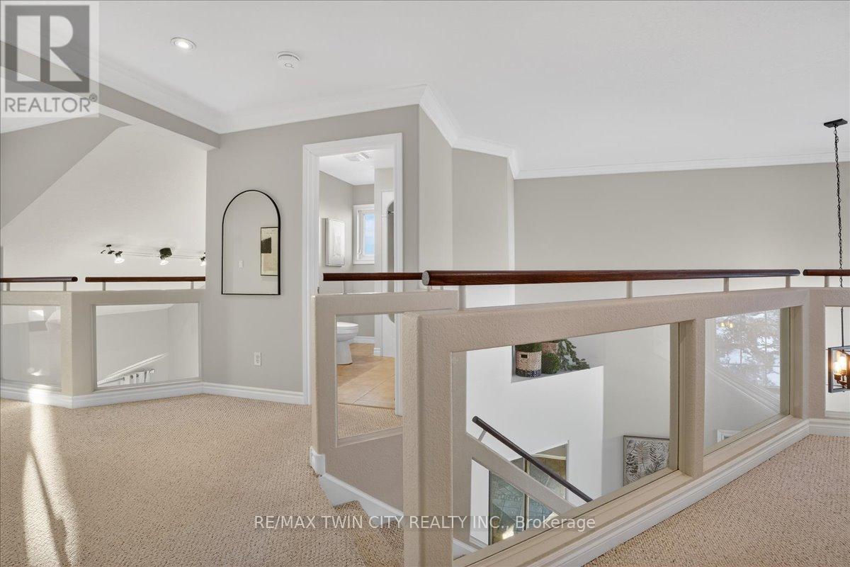 559 Chesapeake Drive, Waterloo, Ontario  N2K 4G6 - Photo 34 - X12601812