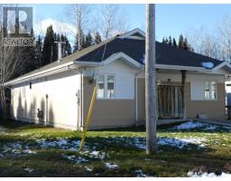 305 Clarke Ave Se, Geraldton, Ca