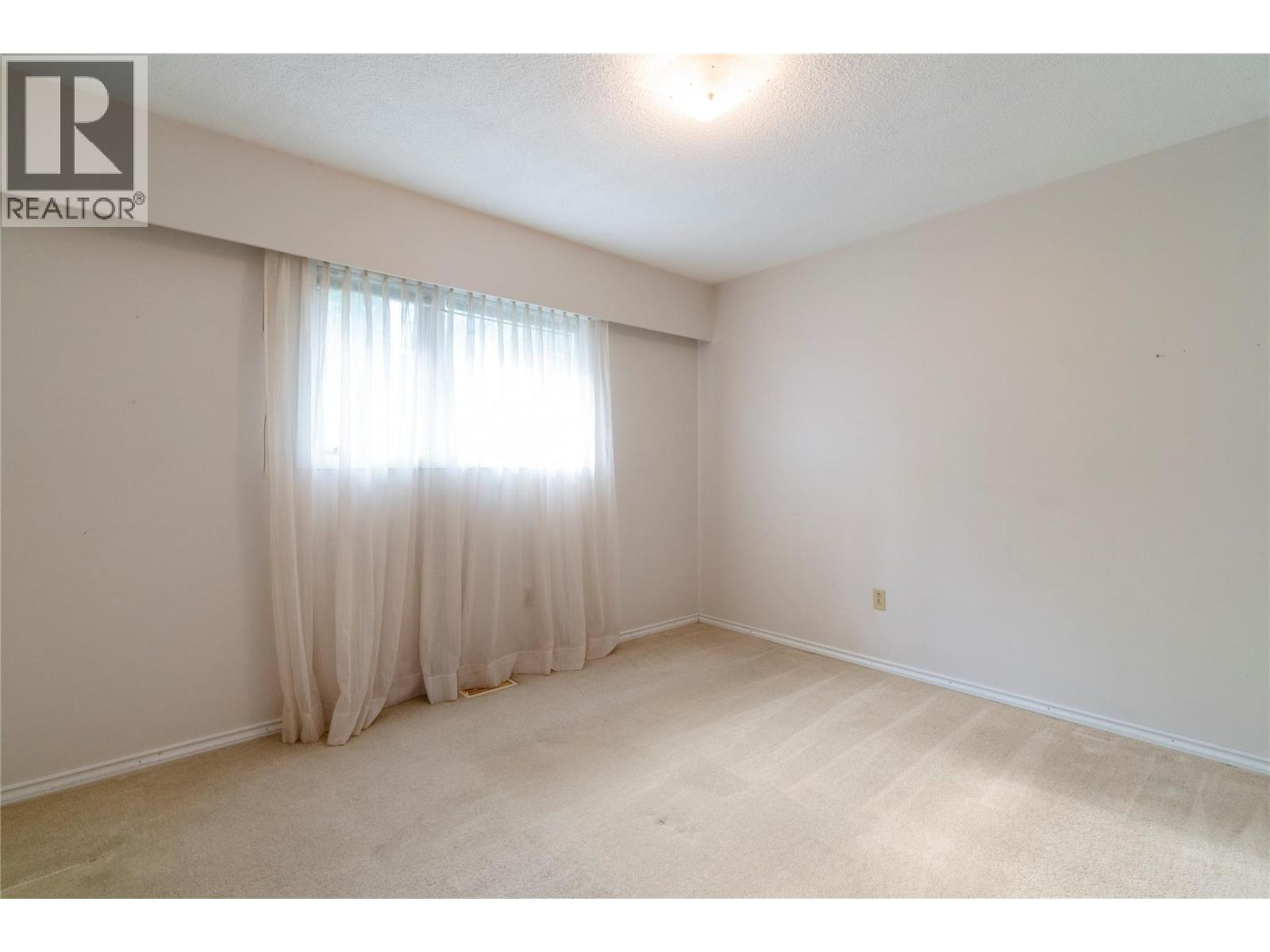 1160 Lakeshore Road Ne, Salmon Arm, British Columbia  V1E 2V7 - Photo 24 - 10370636