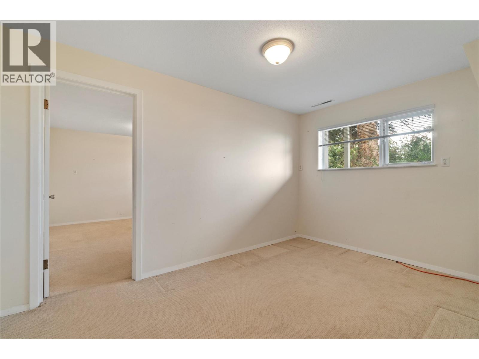 1160 Lakeshore Road Ne, Salmon Arm, British Columbia  V1E 2V7 - Photo 28 - 10370636