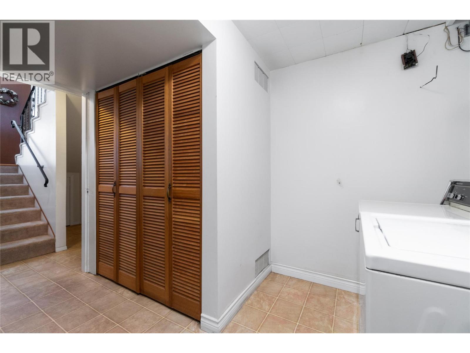 1160 Lakeshore Road Ne, Salmon Arm, British Columbia  V1E 2V7 - Photo 36 - 10370636