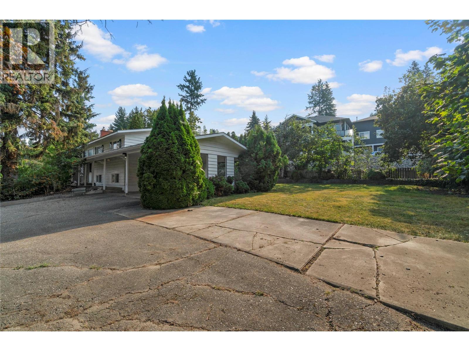 1160 Lakeshore Road Ne, Salmon Arm, British Columbia  V1E 2V7 - Photo 42 - 10370636