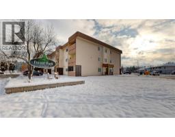 2501 12 Street N Unit# 2007 Cranbrook North, Cranbrook, Ca