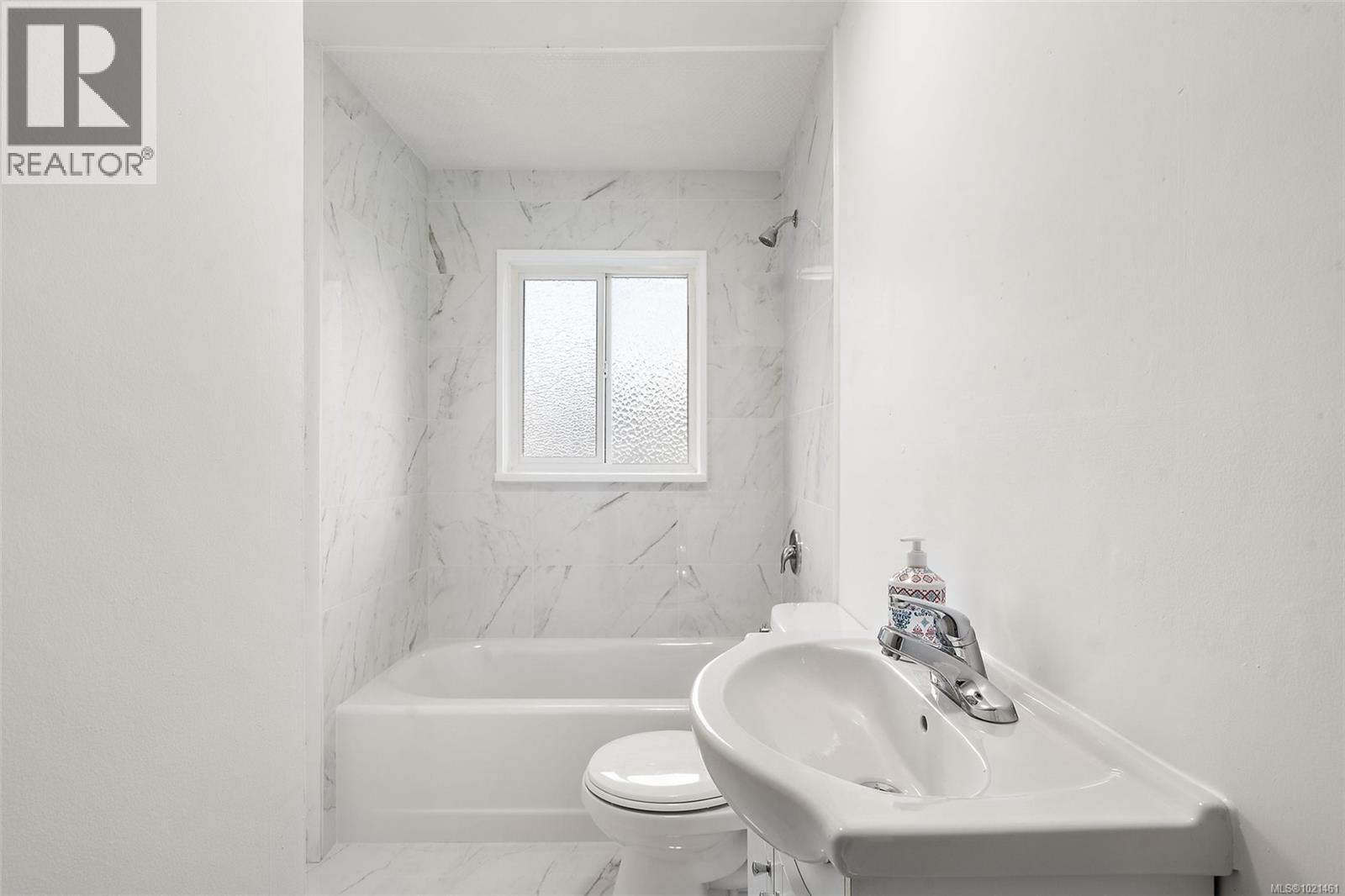 3020 3022 Donald St, Saanich, British Columbia  V9A 1Y2 - Photo 21 - 1021461