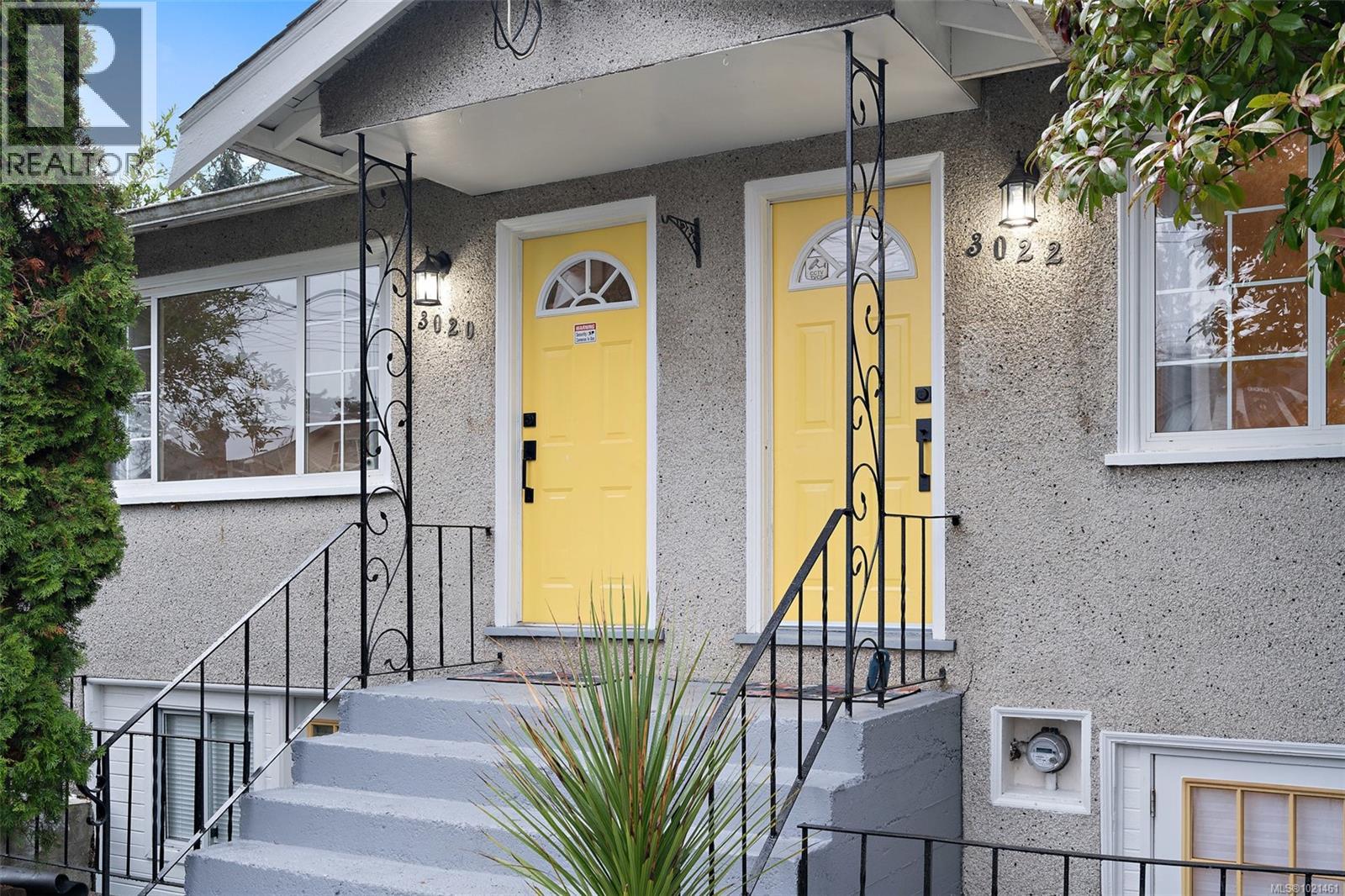 3020 3022 Donald St, Saanich, British Columbia  V9A 1Y2 - Photo 3 - 1021461