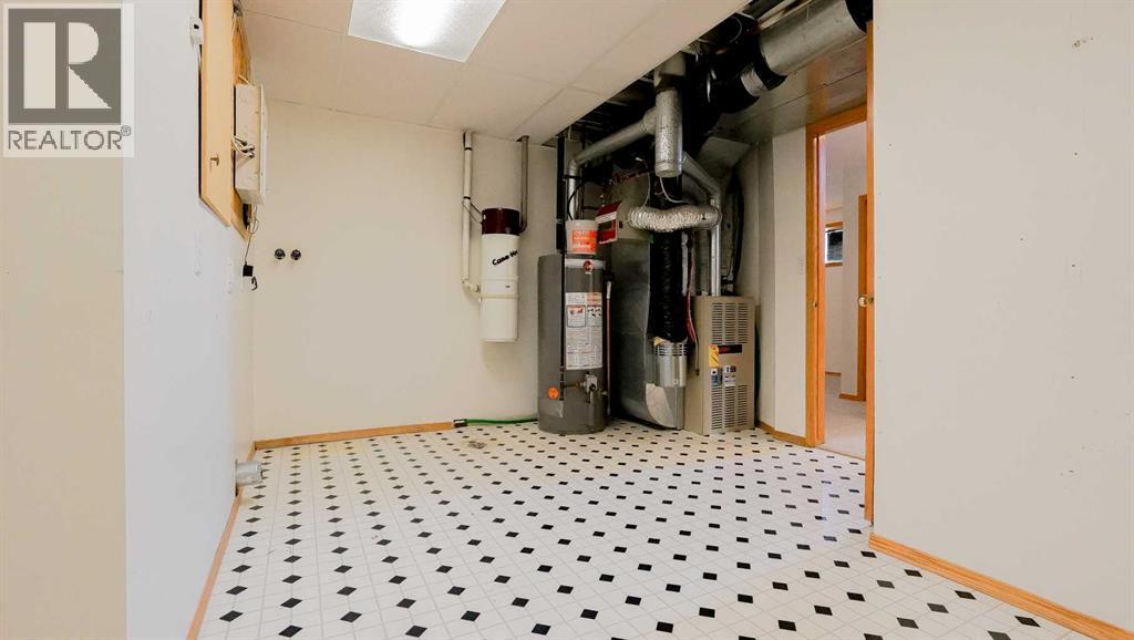 53 Collins Crescent Se, Medicine Hat, Alberta T1B 1T7 - Photo 32 - A2272563