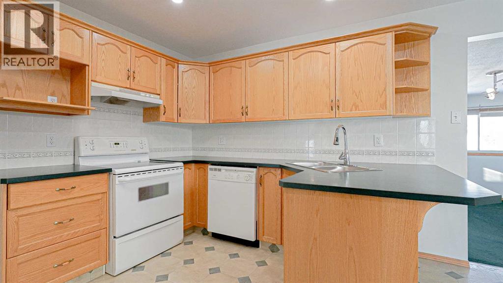 53 Collins Crescent Se, Medicine Hat, Alberta T1B 1T7 - Photo 10 - A2272563