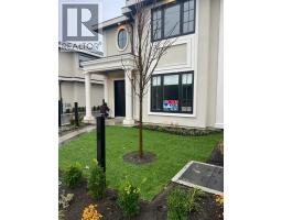 <div class="price">$1,699,000</div> 4242 Williams Road, Richmond<br><div style="margin-bottom:8px;"><small>RE/MAX Westcoast</small></div><div class='bed_bath'>4 Bed | 4 Bath</div>