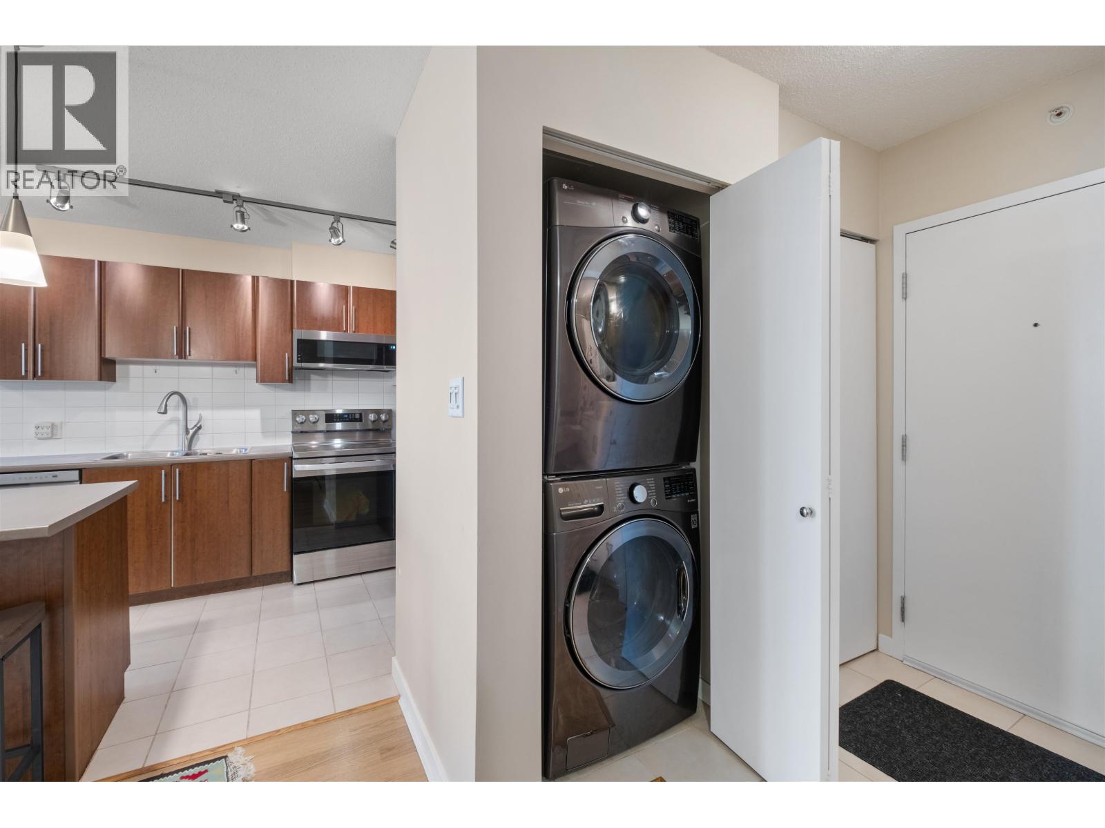 3003 1178 Heffley Crescent, Coquitlam, British Columbia  V3B 0A7 - Photo 16 - R3072204