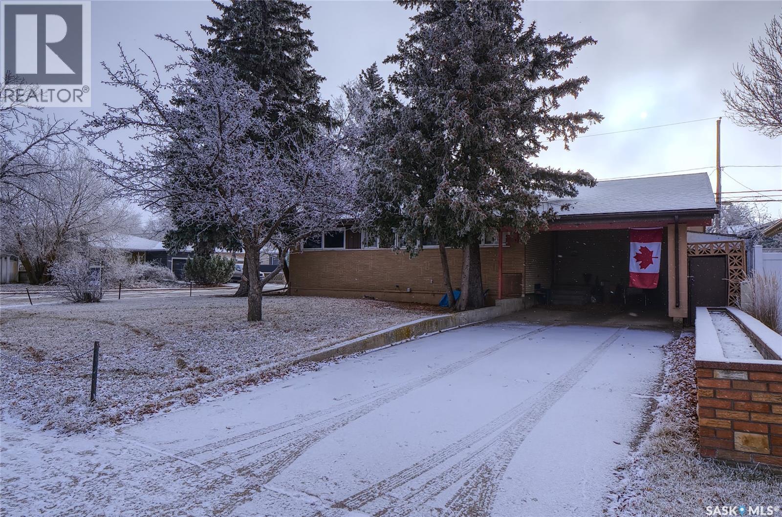 1211 Gordon ROAD, moose jaw, Saskatchewan