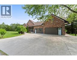 1 FLORIAN Unit# 15, Essex, Ontario